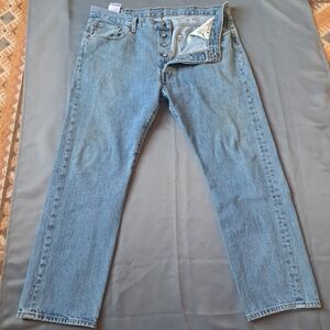 Levi's 501 Jeans Mens 38x30 Blue Button Fly Classic Straight Faded Wash Denim